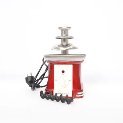 Fontaine à chocolat (Rouge, Argent, Beige) de Emerio