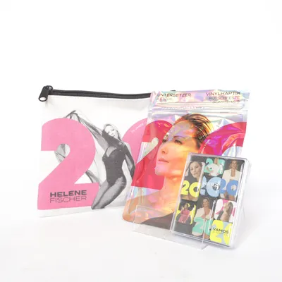 Objet de collection (Blanc, Rose, Noir) de Helene Fischer