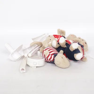 Babymobil (Röd, Blå, Vit) från Babyfehn