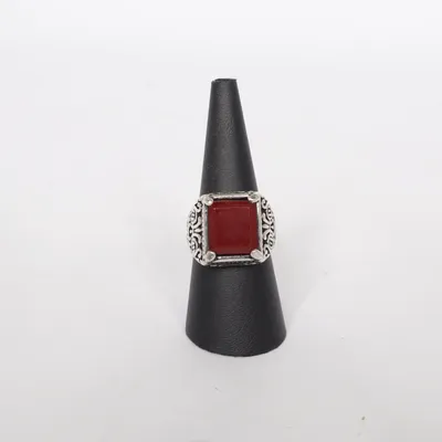 Ring (Sølv, Rød) Ukendt metal