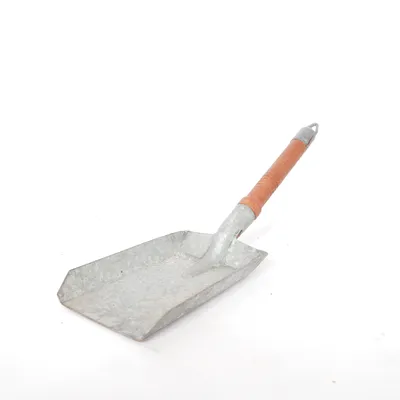 Spade (Gray, Brown)