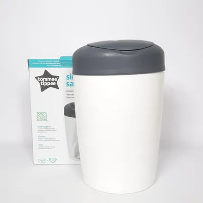 Poubelle à couches (Simplee Sangenic) de Tommee Tippee