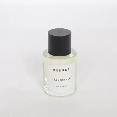 Eau de Parfum (LADY ESSNCE) från Essnce