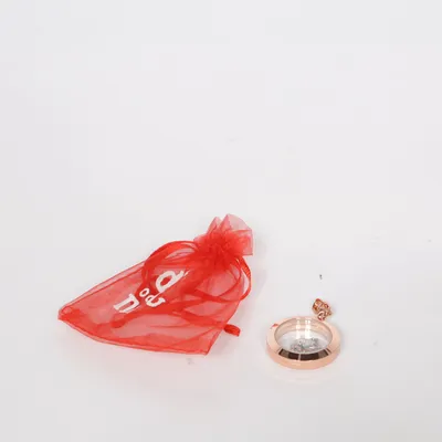 Pendentif (Or) de Dag och Natt Métal inconnu