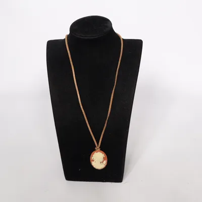 Necklace (Brown, Beige) Unknown metal