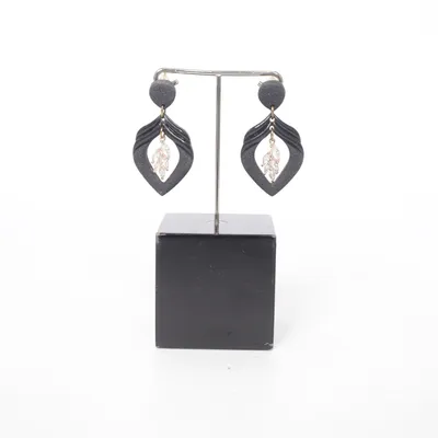 Earrings (Black) Unknown metal