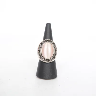 Ring (Silverfärgad, Brun) Okänd metall