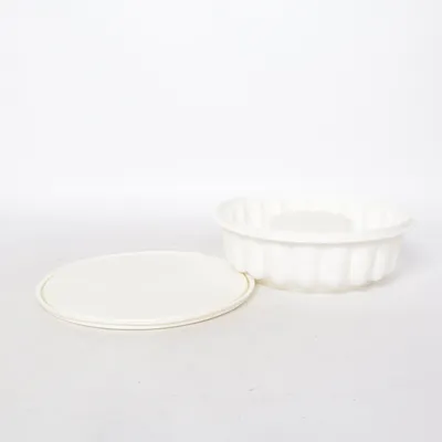 Baking tin (White) from Tupperware