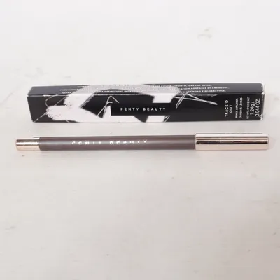 Läppenna (Trace'd Out) från Fenty Beauty