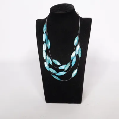 Halsband (Blå) Okänd metall