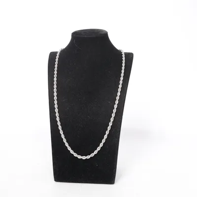 Halsband (Silverfärgad) från Monet Okänd metall