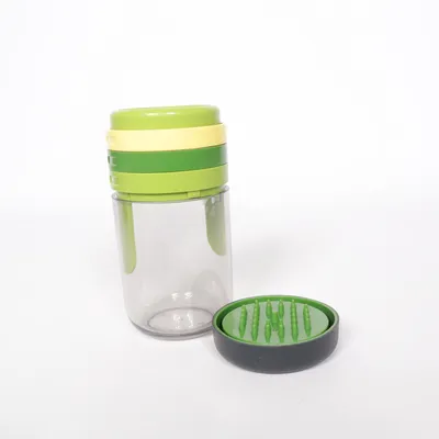 Grater (Green, Beige) from Joseph Joseph