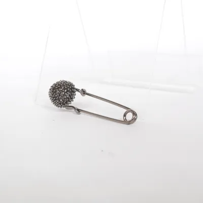 Broche (Argent) Métal inconnu