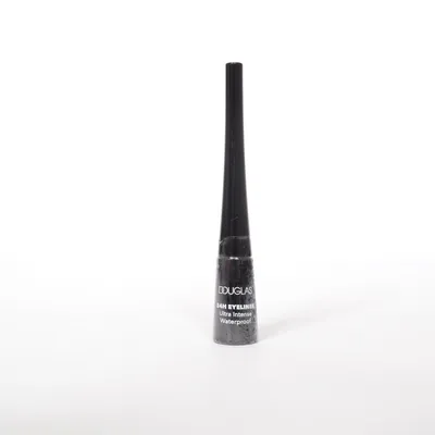 Eyeliner (24H Ultra Intense Waterproof) van Douglas