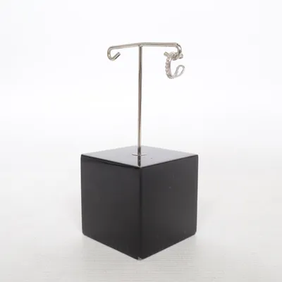 Earcuff (Silber) Unbekanntes Metall