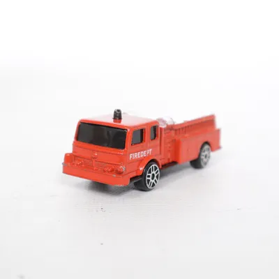 Speelgoed auto (Rood, Wit, Zwart) van Maisto