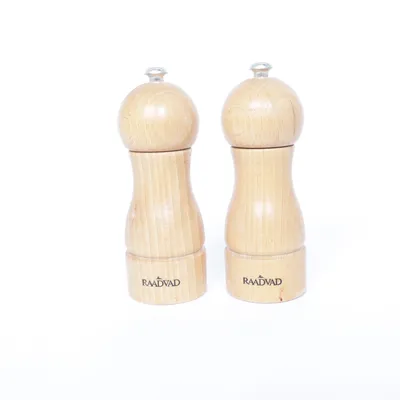 Salt & Pepper grinder (Brown) from Raadvad