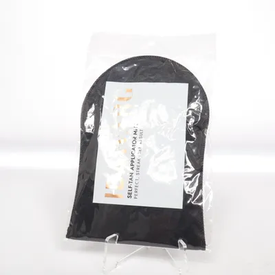 Self tan applicator (Self-Tan Applicator Mitt) from Ida Warg