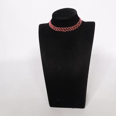 Ras-de-cou (Rose) Métal inconnu