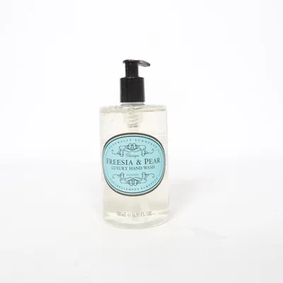 Savon liquide (Freesia & Pear) de Naturally European