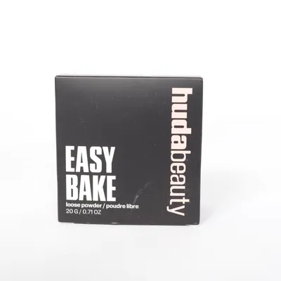 Puder (Easy Bake) från Huda Beauty