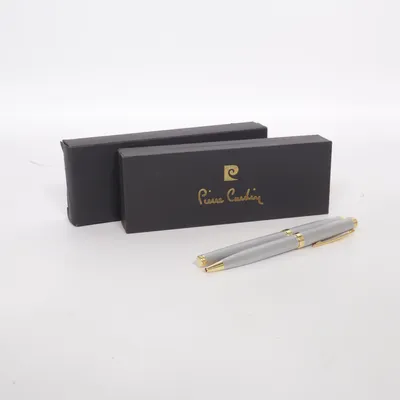 Reservoarpenna (Silverfärgad, Guldfärgad) från Pierre Cardin