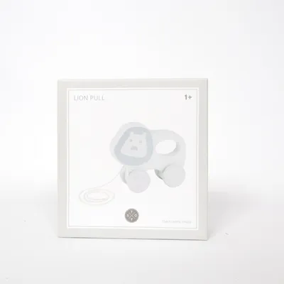 Pull toy (Lion Pull) from Stoy