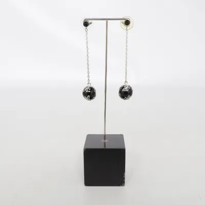 Örhängen (Gothic style, rock, metal ) Okänd metall