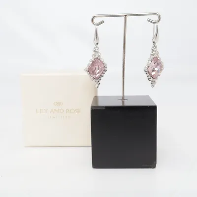 Boucles d'oreilles (Rose, Argent) de Lily and Rose Métal inconnu
