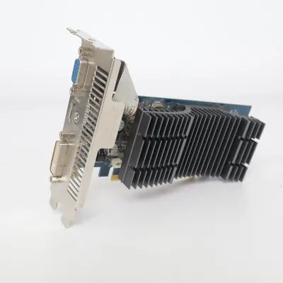 Grafikkort (En210 Silent (GT 210)) från Asus