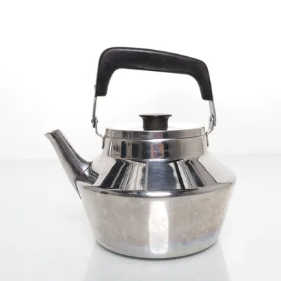 Tekanna (retro / vintage / Sigvard Bernadotte / samlarobjekt ) från Moderna Kök