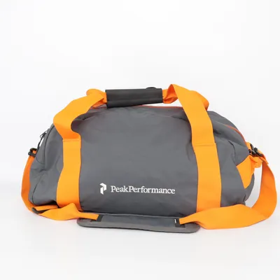 Træningstaske (DETOUR 35L) fra Peak Performance Genanvendt polyester