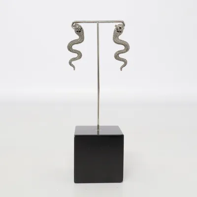 Örhängen (Silverfärgad) Okänd metall