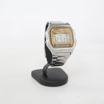 Armbandsur (A158WE) från Casio