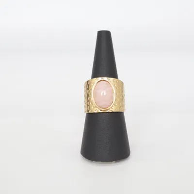 Ring (Guldfärgad, Rosa) Okänd metall
