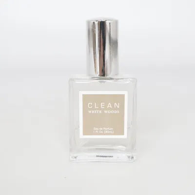 Eau de Parfum (White Woods) van CLEAN