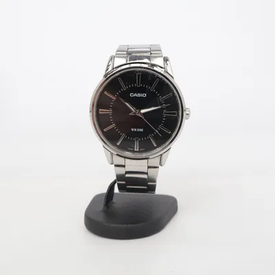 Montre (Noir, Argent) de Casio