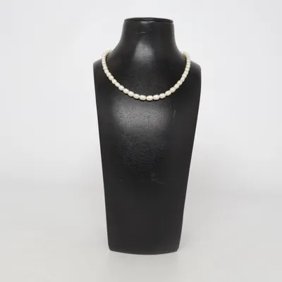 Collier (Blanc) Métal inconnu