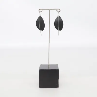 Örhängen (Svart) Okänd metall