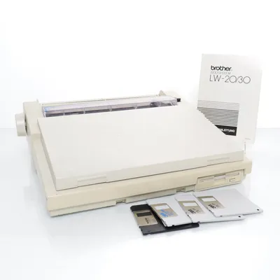 Skrivmaskin ( LW-20/30) från Brother