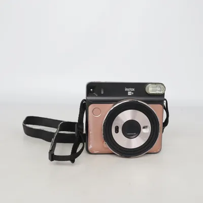 Polaroid camera (Sq 6) van Fujifilm
