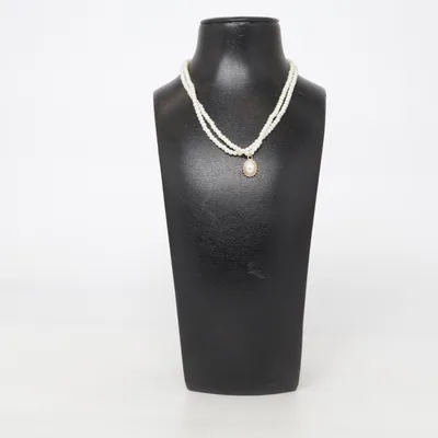 Ketting (Wit, Goud) Onbekend materiaal