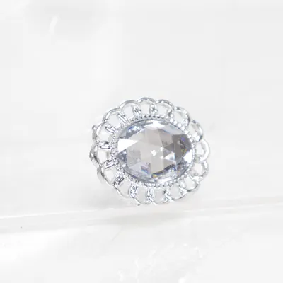 Broche (Hvid, Sølv) Ukendt metal