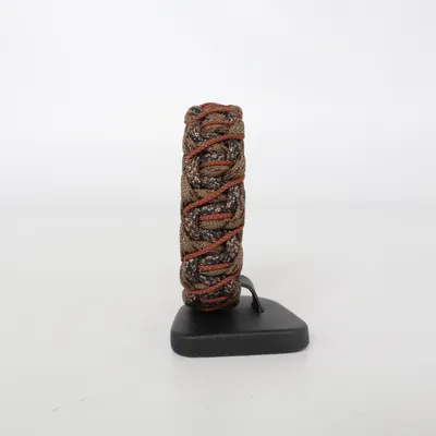 Armbånd (rock, heavy, metal, goth,paracord bracelet, survival bracelet, handmade bracelet, woven design, durable cord, multicolor bracelet, unique color mix, standout look, outdoor gear, survival gear, emergency bracelet, strong material, heavy duty, long lasting, adjustable fit, comfortable to wear, camping accessory, hiking gear, adventure style, tactical bracelet, utility style, functional accessory, everyday wear, casual accessory, unisex bracelet, fits all styles, streetwear accessory, urban style detail, minimal but bold, simple design, unique piece, eye catching, gift idea, practical and stylish, lightweight, easy to wear daily, versatile accessory, goes with everything, durable quality, reliable use, cool accessory, trendy style, affordable find, great value skull, tiktok, y2k, trending, black, halloween, festival, street, dress, black, party,  Y2k, trending, street, summer, jacket, bomber, style, festival, sport, gym, tiktok, doll, trending,street, dark, party, emo, goth, Hell, skull, playboy, santa, christmas, Boho, bohemia, bohemian, hippie, hippy, cosplay, vintage, retro, craft, yoga, yogi) Ukendt metal