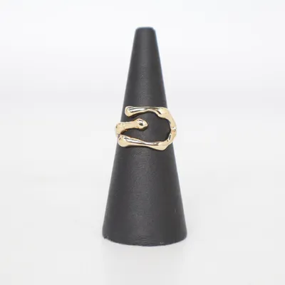 Ring (Guldfärgad) Okänd metall