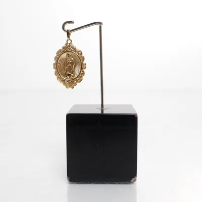 Hänge (Guldfärgad) från Xuping Okänd metall