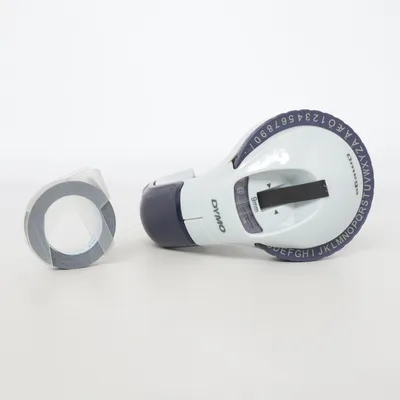 Label maker (Omega) from Dymo