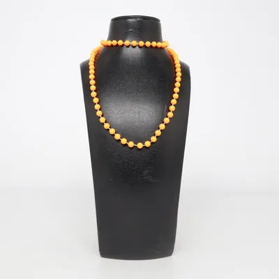 Ketting (Oranje) Onbekend materiaal