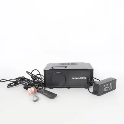 Projektor (SP133D) från Screen