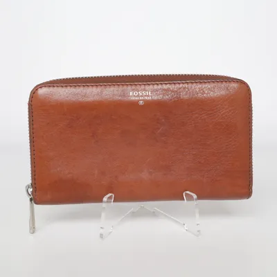 Wallet (Issue No. 1954) from Fossil Leather